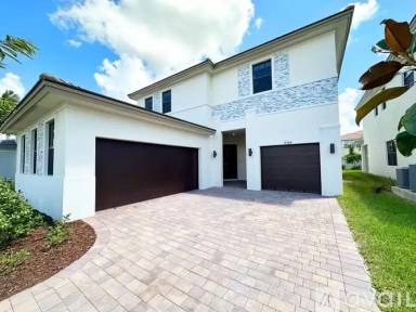 Main picture of 17384 SW 46th St