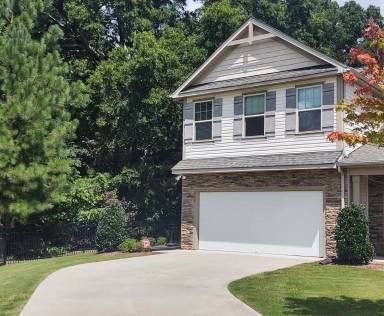 Main picture of 322 Princess Pl