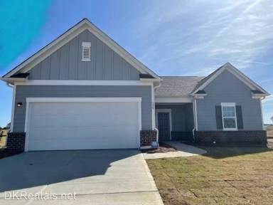 Main picture of 132 Verona Dr NW