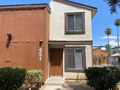 Main picture of 451 S Lincoln Ave