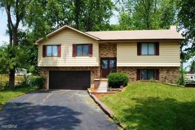 Main picture of 20100 Wick Rd