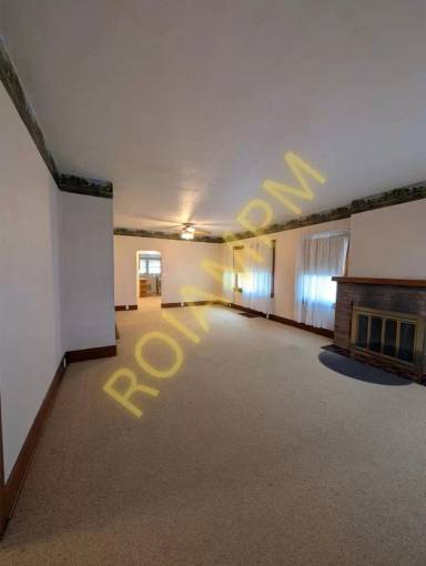 Main picture of 1410 Maple Ave