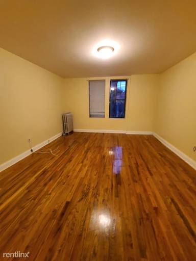 Main picture of 310 E Sidney Ave