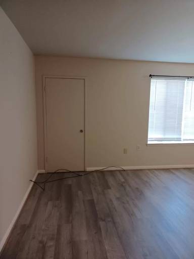 Main picture of 231 Chalmers Court 2D