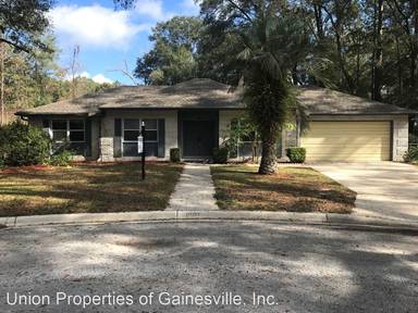 Main picture of 1601 NW 39th Dr