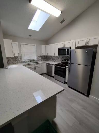 Main picture of 32 Sawmill Forest Dr