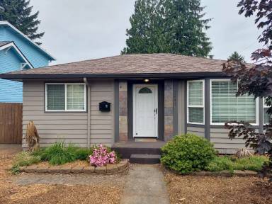 Main picture of 7241 SE Tolman St