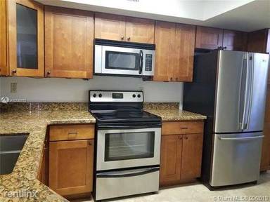 Main picture of University Inn Condo