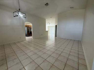 Main picture of 1905 Pine Bay Dr