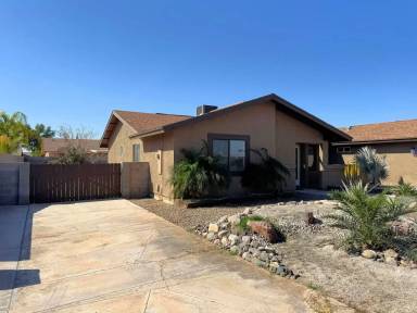 Main picture of 3409 E Moreno Ln