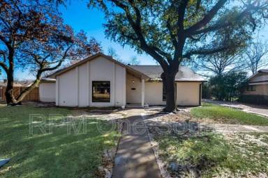 Main picture of 11238 Webb Chapel Ct