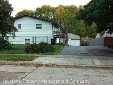 Main picture of 707 1/2 5th Ave