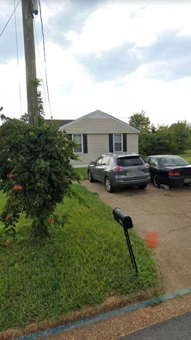 Main picture of 910 17th Ave E