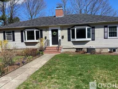 Main picture of 52 Troy Ln