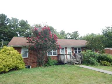 Main picture of 1016 Montgomery St