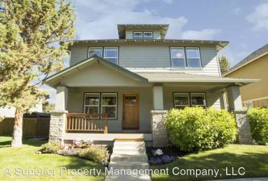 Main picture of 21328 Oakview Dr