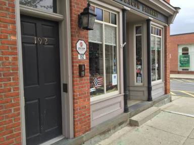 Main picture of 192 Main St