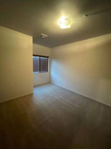 Main picture of 3701 W 22nd St