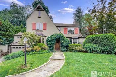 Main picture of 635 Oakhurst Rd