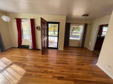 Main picture of 4440 Shoshone St