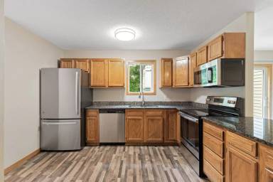 Main picture of 7738 Silver Lake Rd