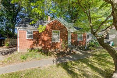 Main picture of 1071 Robin Hood Ln