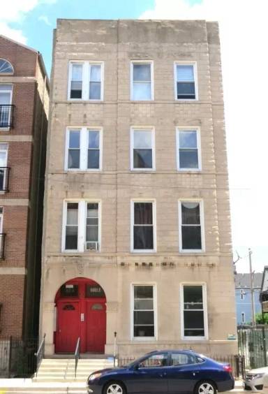 Main picture of 923 N Noble St