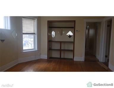 Main picture of 7038 S Saint Lawrence Ave