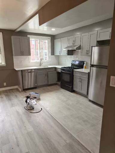 Main picture of 2214 Disston St
