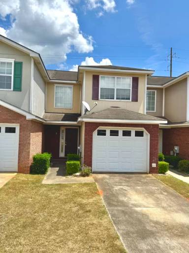 Main picture of Dunwoody Subdivision