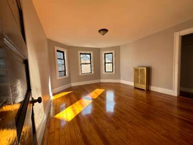 Main picture of 51 Bay State Ave