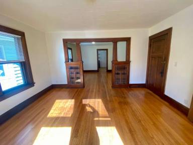 Main picture of 307 N Paterson St