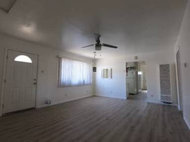 Main picture of 3905 Cuny Ave