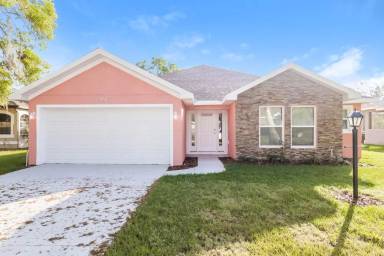 Main picture of 5468 Chestnut Ridge Rd