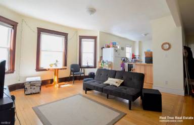 Main picture of 331 Faneuil St
