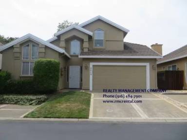 Main picture of 2410 Fallwater Ln