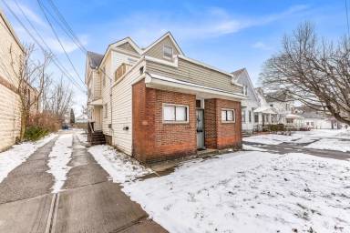 Main picture of 6632 Fleet Ave