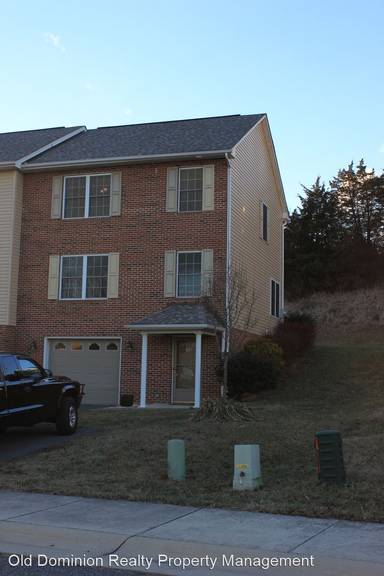 Main picture of 539 Pointe Dr