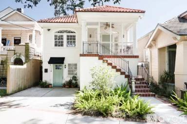 Main picture of 2817 Ursulines Ave