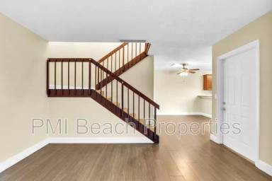 Main picture of 2333 Waterside Dr