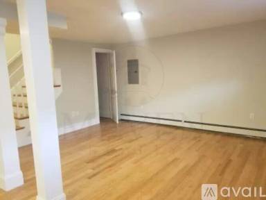 Main picture of 47 Fremont St