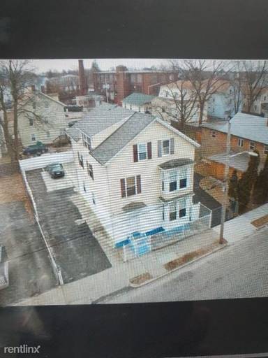 Main picture of 146 Stanwood St