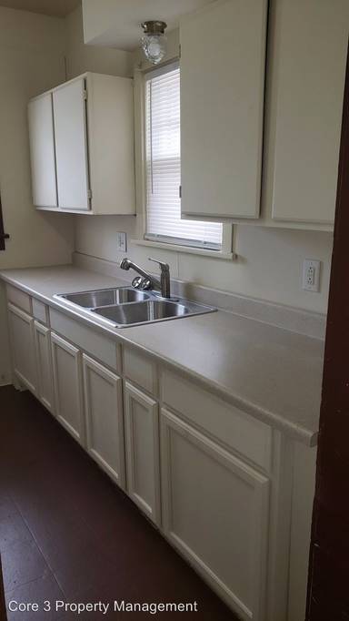 Main picture of 2124 S 11th St