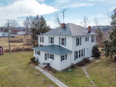 Main picture of 437 Roseland Rd