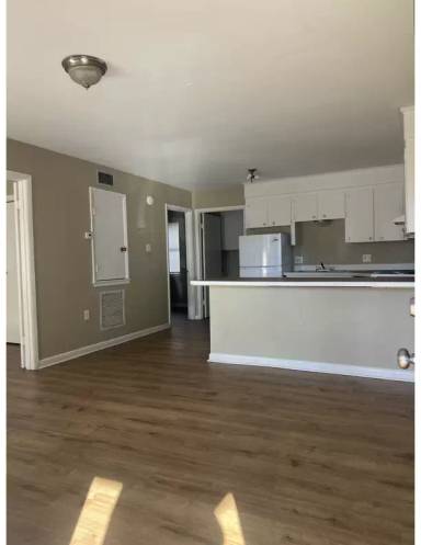 Main picture of 49 Hillcrest Dr