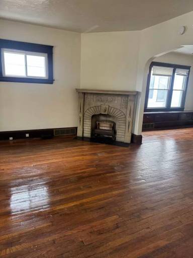 Main picture of 9402 Pierpont Ave