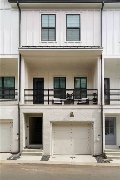 Main picture of 154 Chestnut Cir