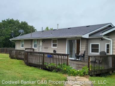 Main picture of 2210 SW Davis Dr