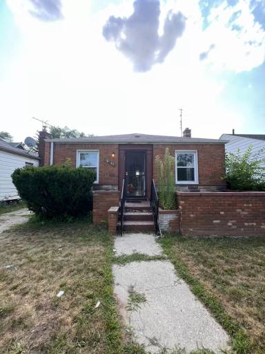 Main picture of 18433 Conley St