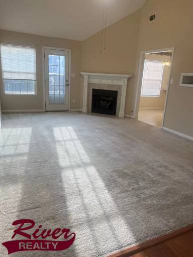 Main picture of 566 Cranberry Cir